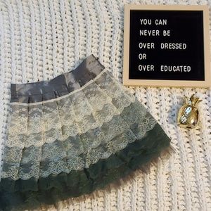 ❗2 for $20❗Layered lace skirt